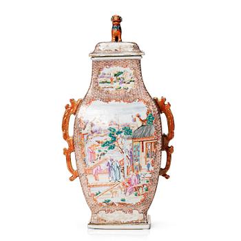 1264. A large famille rose 'Rockefeller-pattern' vase with cover, Qing dynasty, Qianlong (1736-95).