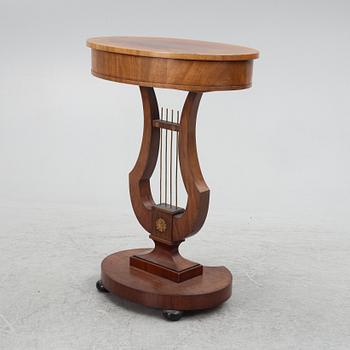 A sewing table, Karl Johan, first half of the 19th century.