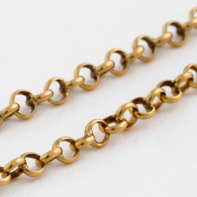 A necklace, late 19th century.