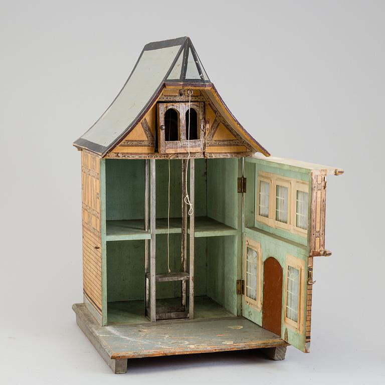 A toy house from around year 1900.