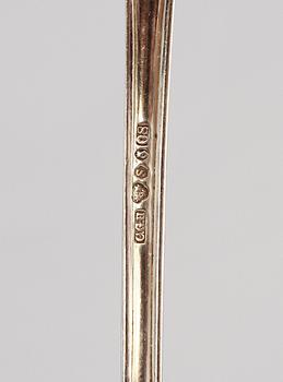 BESTICKSERVIS, 72 delar, silver, Gammal Dansk-liknande modell, 1900-tal. Tot vikt 3500 gram.