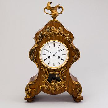 A French late 19th Century mantel clock, Divienne Lamy, St Quentin.