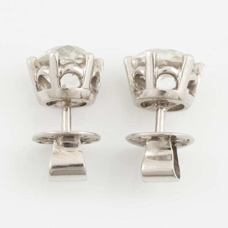 Earrings, a pair, Atelier ajour, platinum with old-cut diamonds.