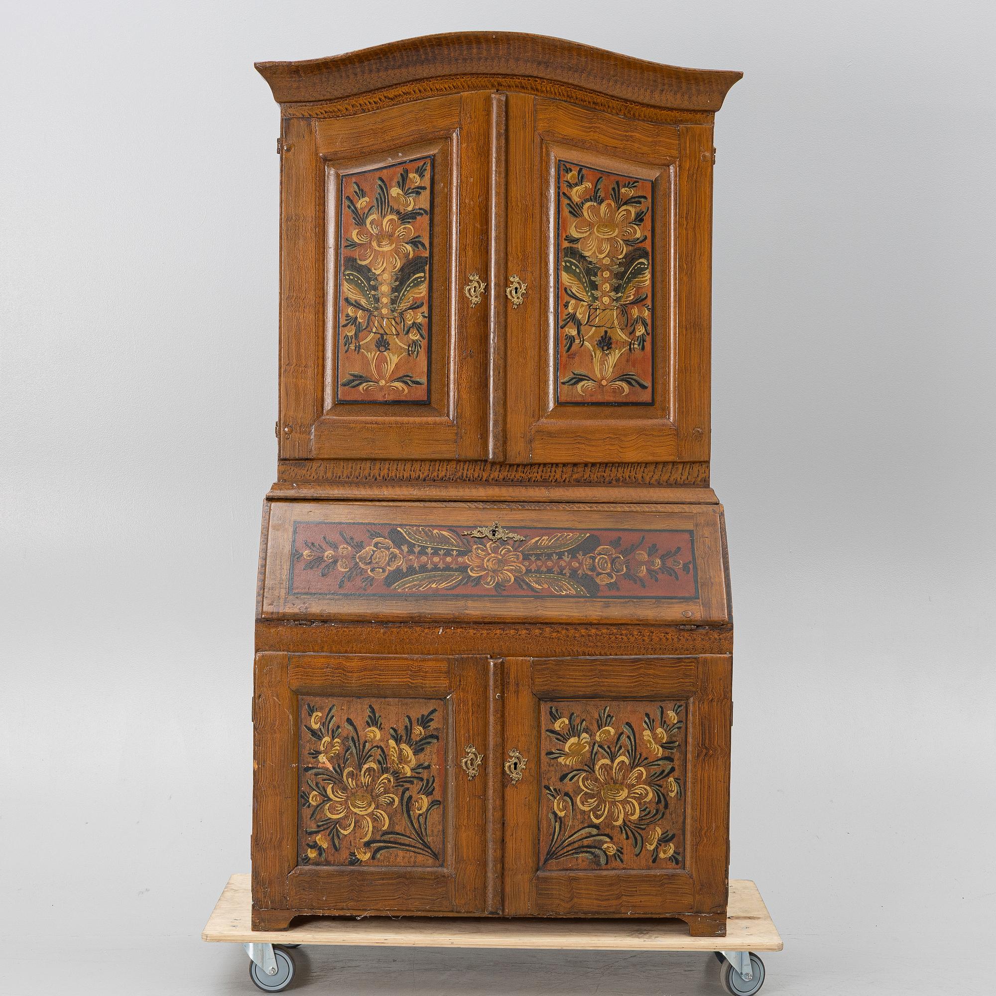 Skåp, allmoge, daterat 1816.