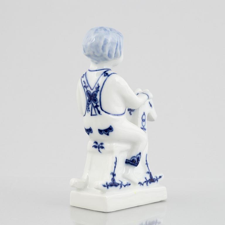 Hanne Varming, figurin, porslin, Royal Copenhagen, "Musselmalet", modell 5196, 1974-78.