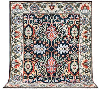 Matta, orientalisk med sk. Mamlukdesign, ca. 308 x 250 cm.