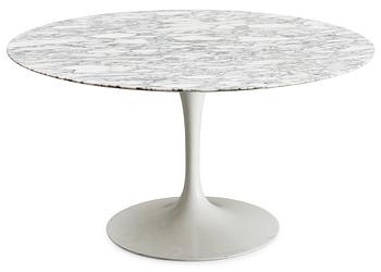 6. An Eero Saarinen 'Tulip' marble top dinner table, Knoll International, USA.