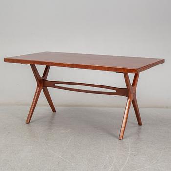 A mid 20th Century dinner table.