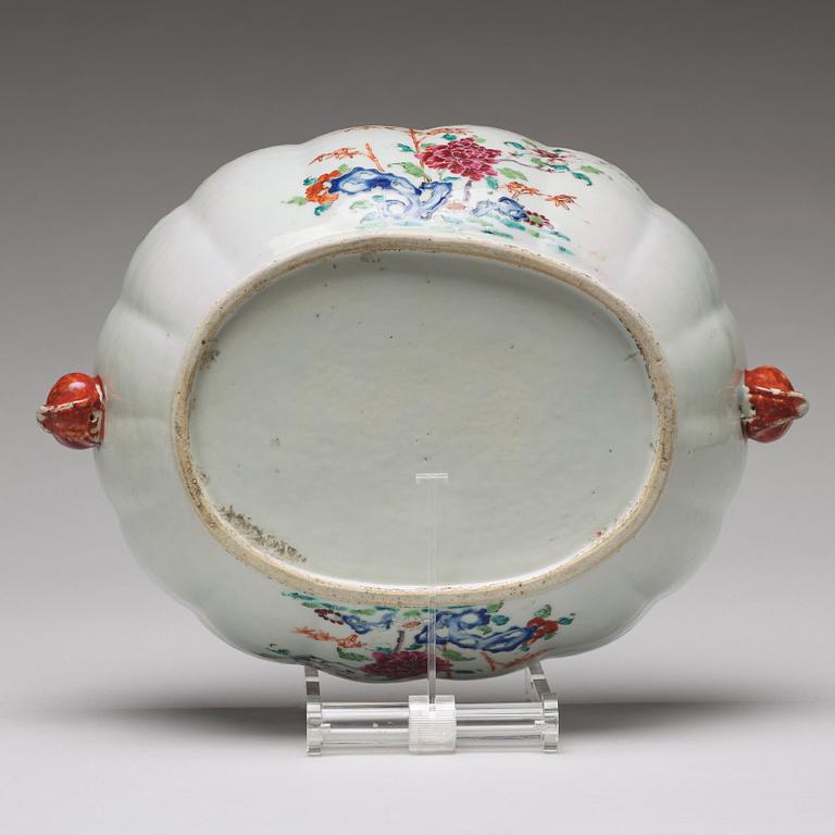 A famille rose tureen with cover, Qing dynasty, Qianlong (1736-95).