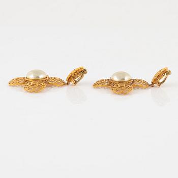 Chanel, earrings, 1984-1992.