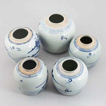 Five blue and white ginger jars, China, Qingdynasty, 19th century.