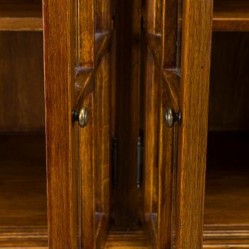 Vitrin / Skåp, modell Clifton ta Fritzies tillverkare Club Vintage Interiors 2011-2017.