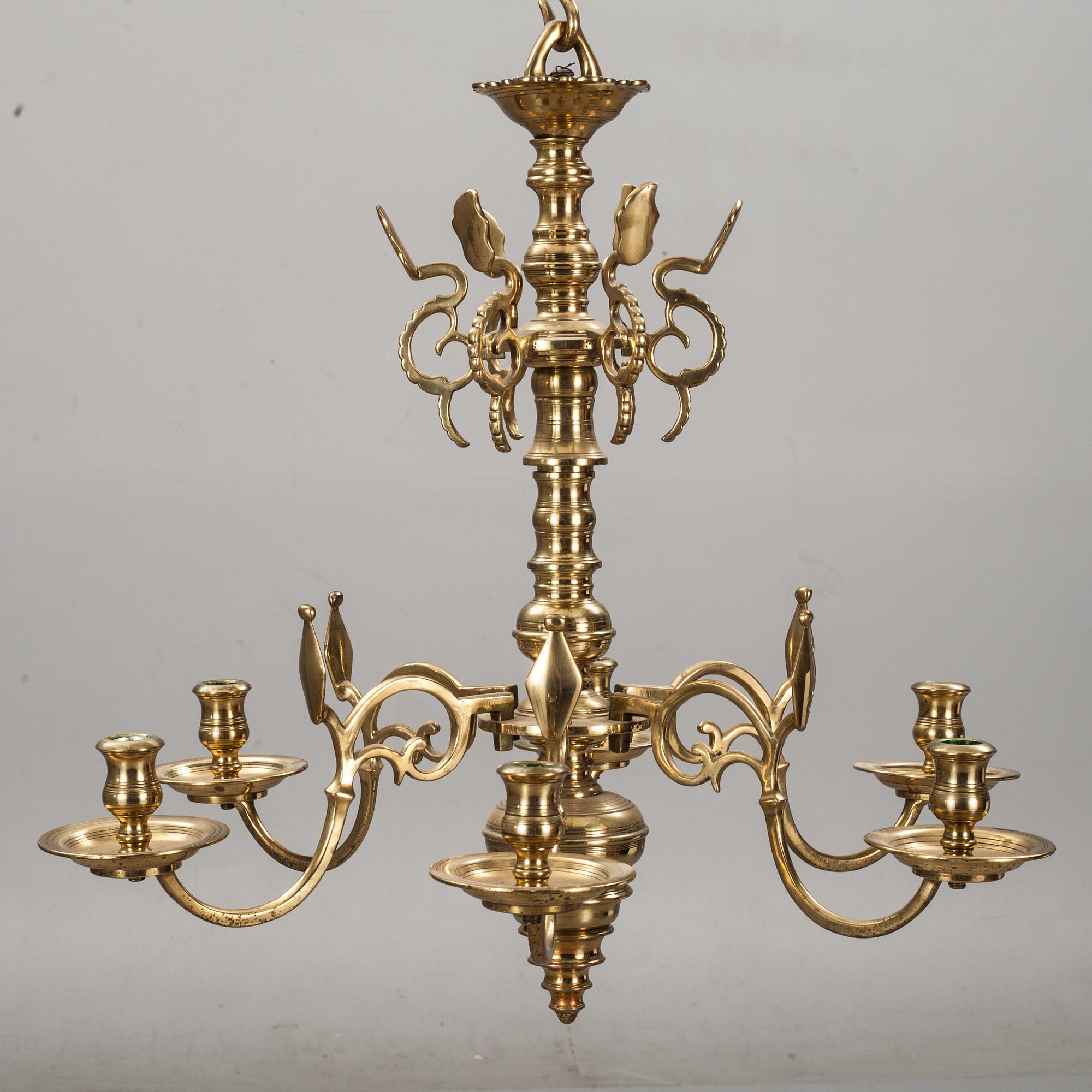 TAKKRONA, barockstil, mässing. 1900-tal.