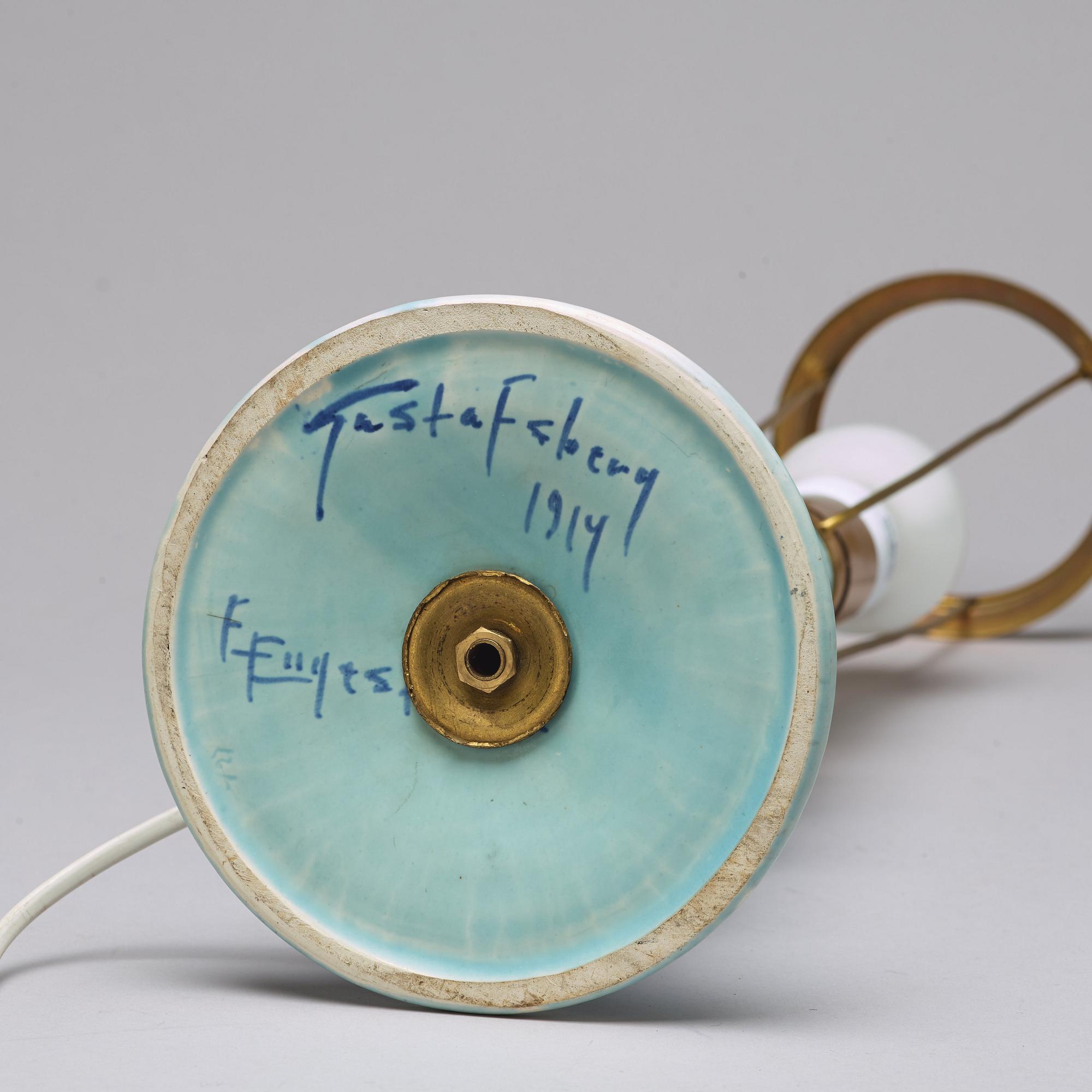 ELSA ENGESTRÖM samt JOSEF EKBERG, bordslampa och 2 skålar, Gustafsberg 1911 och 1914.