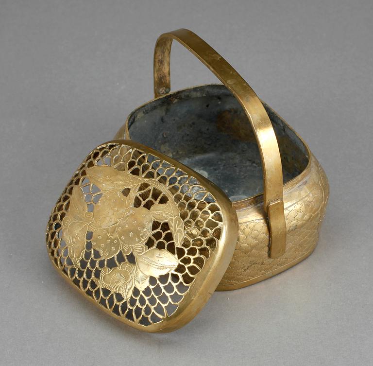 HANDVÄRMARE, mässing, 1900-talets början.