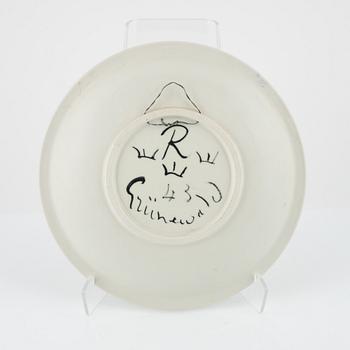 Isaac Grünewald, a stoneware plate, Rörstrand, Sweden, dated 1943.