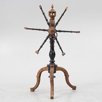 Knäpphärvel, Sverige, 1700-talets första hälft, Senbarock.