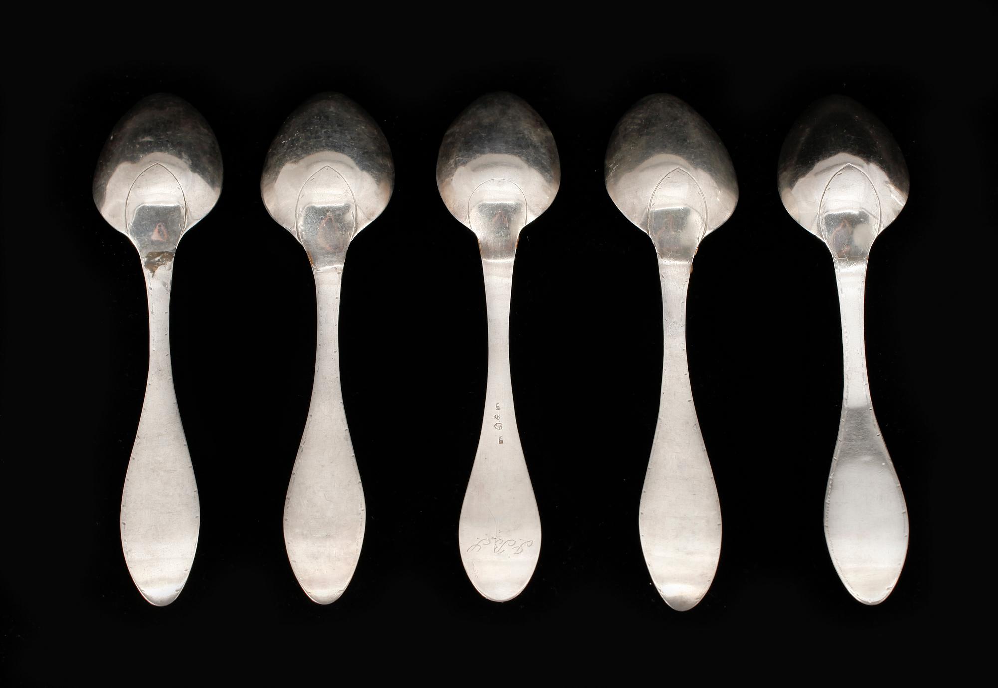 MATSKEDAR, 5 st, silver, Johan Carlsson, Ulricehamn, 1813. Tot ca 240 g.