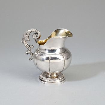 GRÄDDKANNA, silver, Johan Olof Östlund, Gällivare, 1850. Vikt ca 99g.