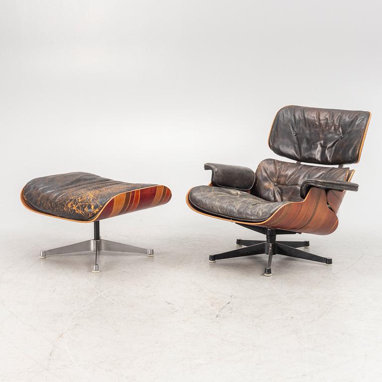 Charles & Ray Eames, fåtölj och fotpall, "Lounge chair" för Herman Miller 1960-tal.