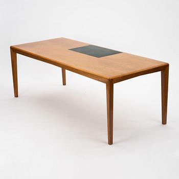 Bertil Fridhagen, attributed to, an executive desk, Svenska Möbelfabrikerna Bodafors, 1950s. Reportedly only two tables produced.