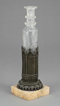 KARAFF/VAS, nygotik, 1800-talets andra hälft.