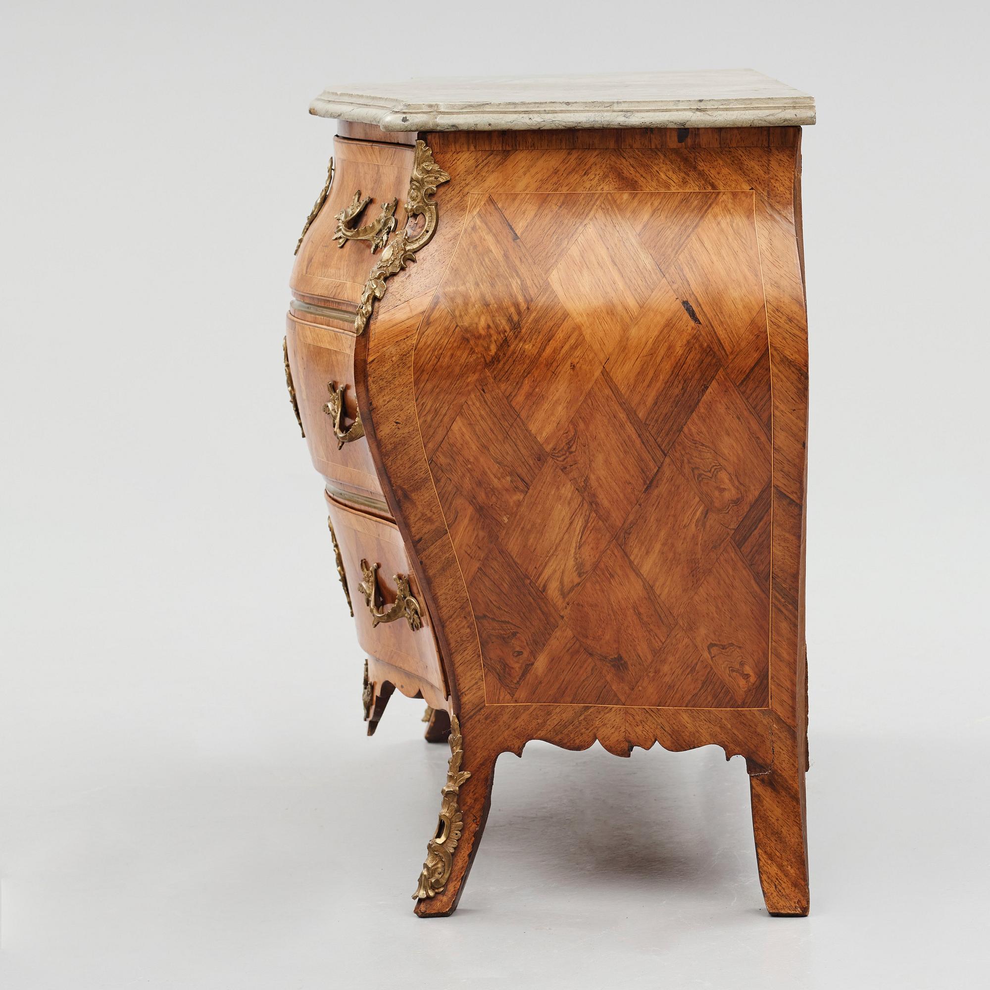 Byrå, av Gustaf Foltiern (mästare i Stockholm 1771-1804), Rokoko.