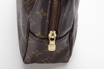 NECESSÄR, "Trosse de toilette", Louis Vuitton.