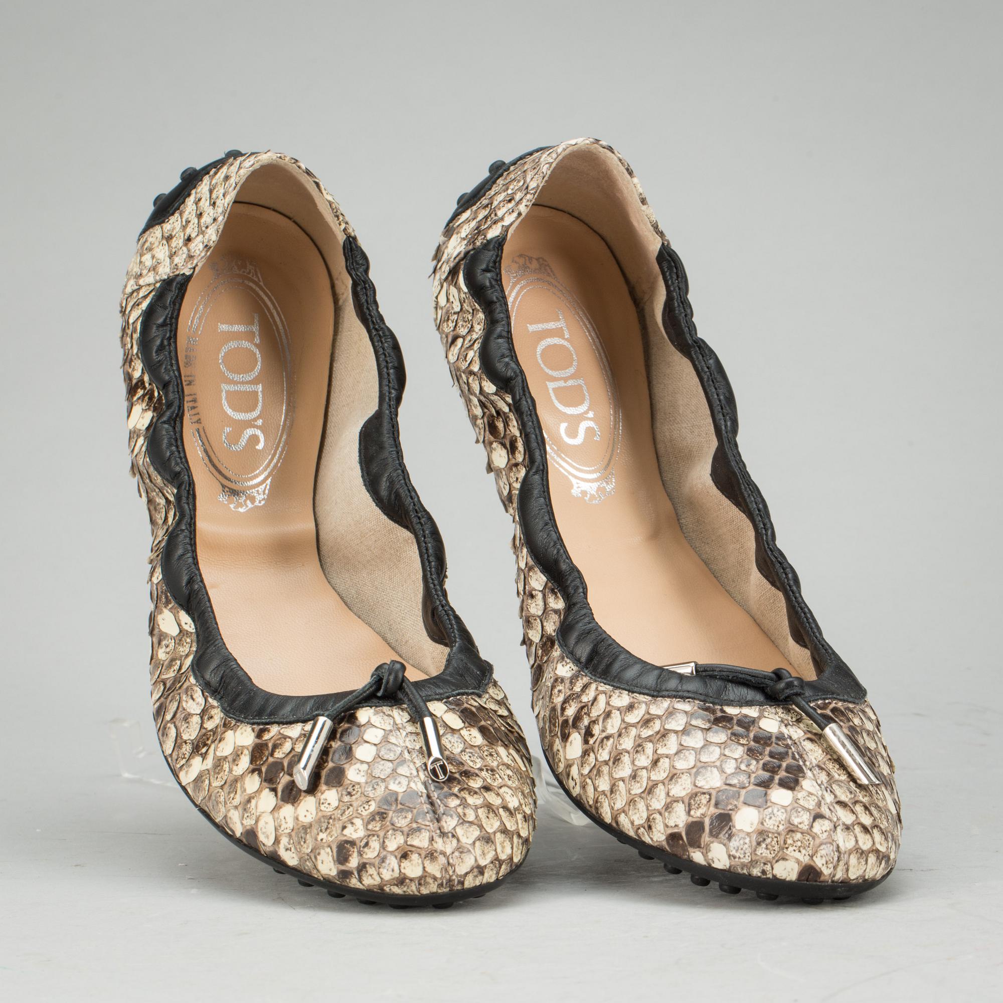 SKOR, Tod's.