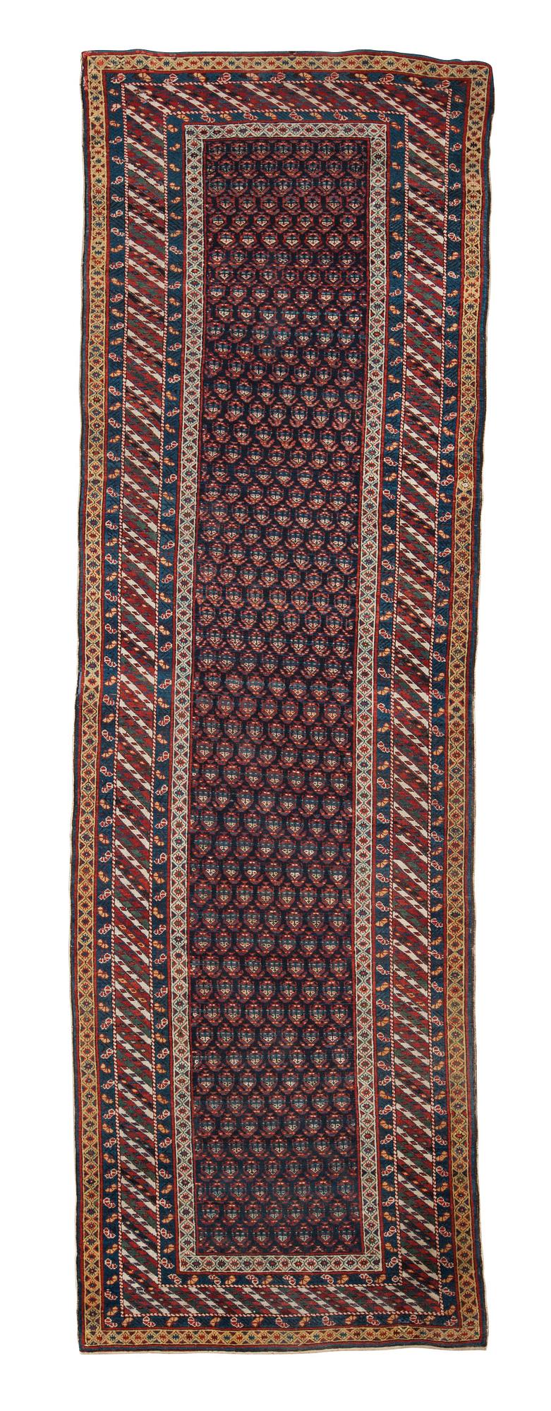 SEMIANTIK KAUKASISK GALLERI. 357,5 x 113 cm.