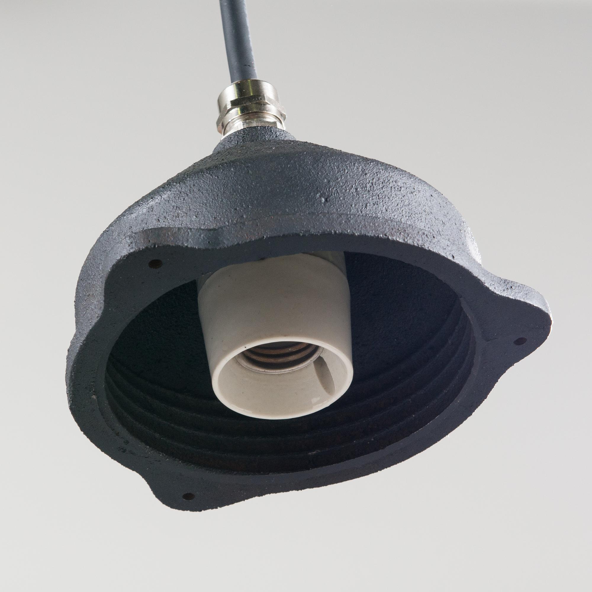 PAAVO TYNELL, KATTOVALAISIN / TEHDASVALAISIN, malli 2551, Idman 1900-luvun puoliväli.