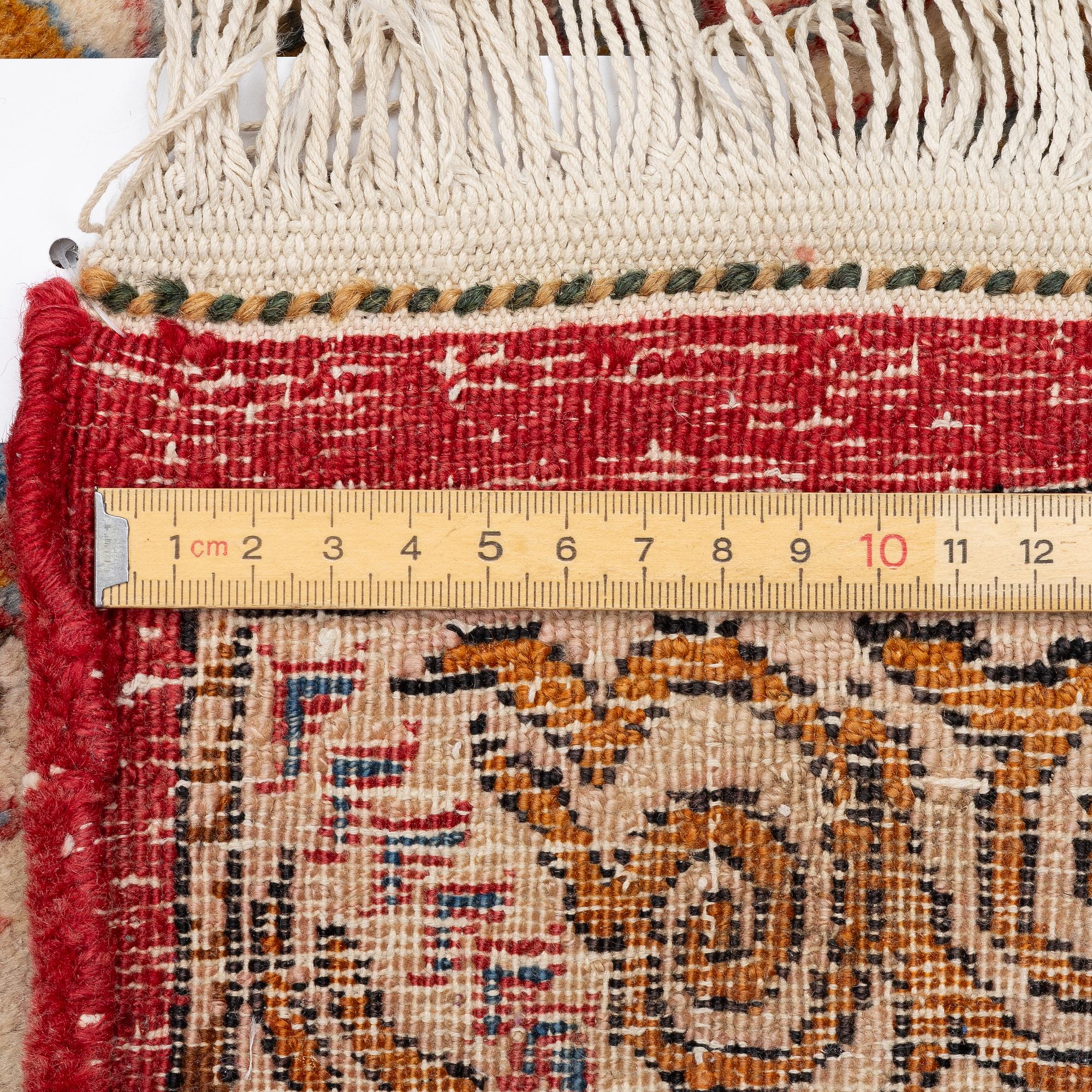 Carpet, Quom, approx. 285 x 220 cm.