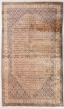 An old Bidjar carpet ca 302x195 cm.