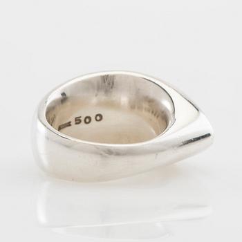 Regitze Overgaard, Ring "Zephyr" modell nr 500 sterlingsilver, Georg Jensen.