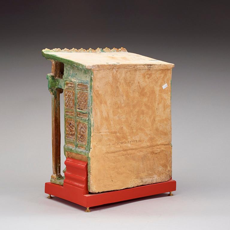 A potted green and yellow glazed model of a tempel/altar, Qing Dynasty, presumably 17th Century.