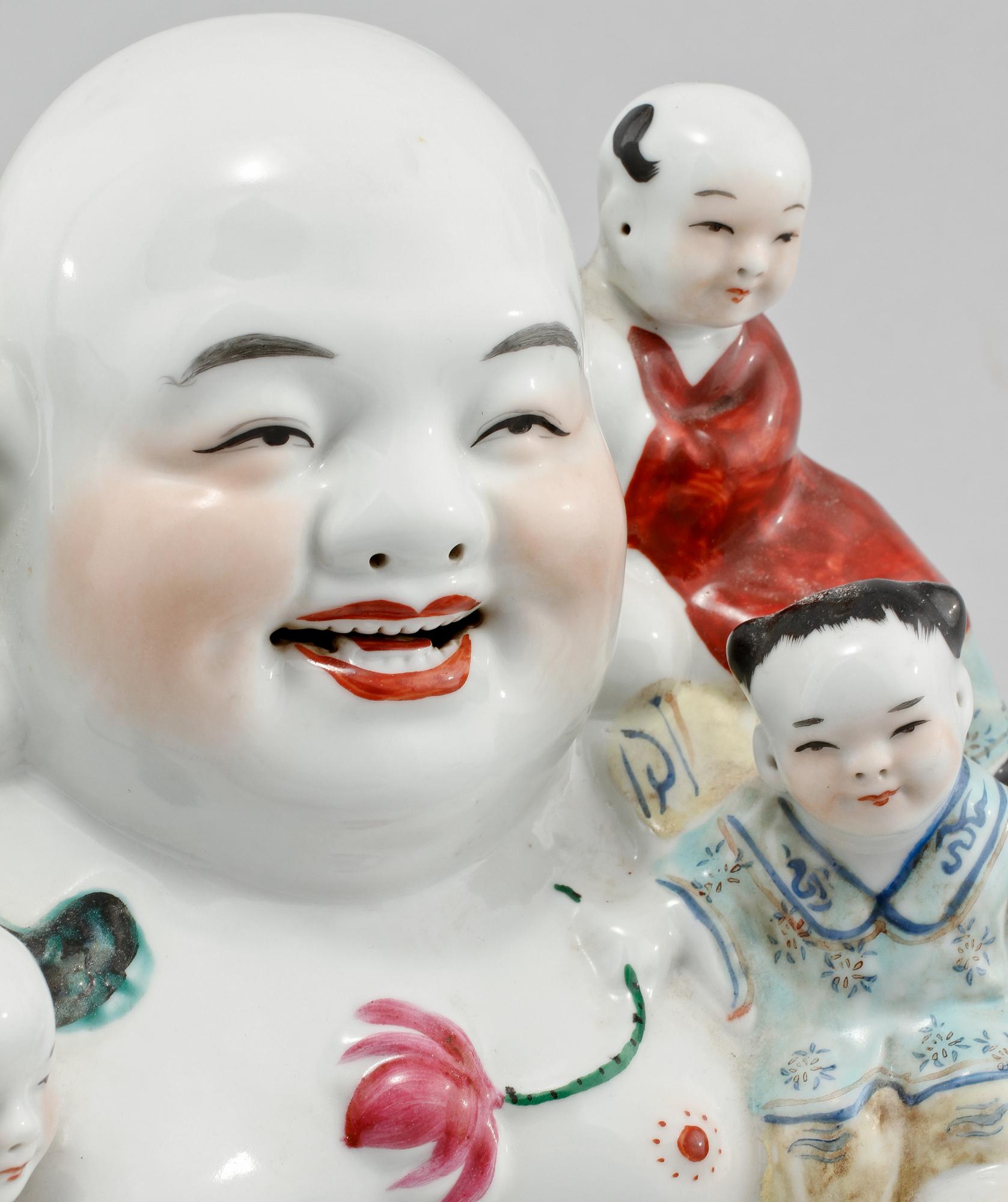 BUDDHA, porslin, Kina, 1900-talets andra hälft.