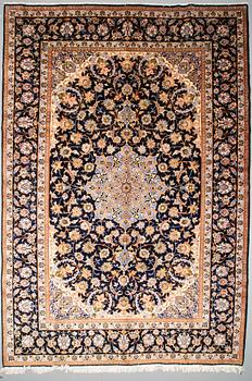 A CARPET, Najafabad, ca 488 x 340 cm.