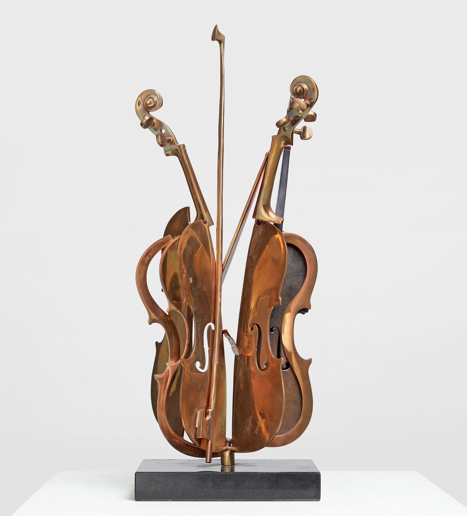 Fernandez Arman, Sliced violin, 1994.
