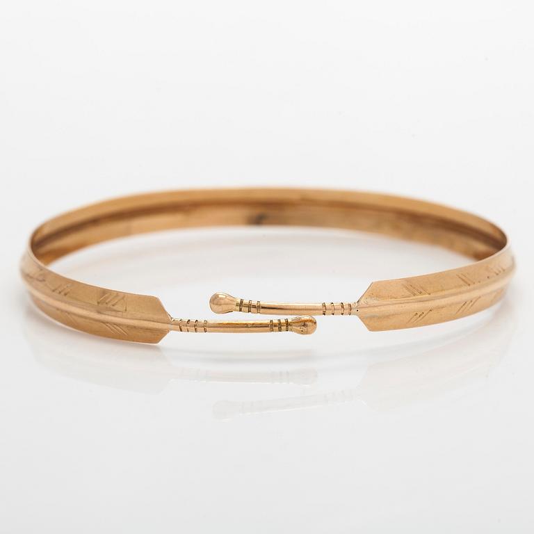 Kalevala koru, rannerengas 14K kultaa, Helsinki 1961.