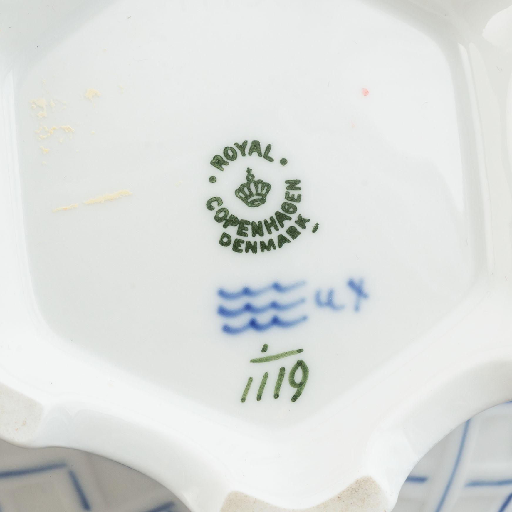 Royal Copenhagen,  a '1119' 'Musselmalet Full Lace' porcelain teapot, Denmark.