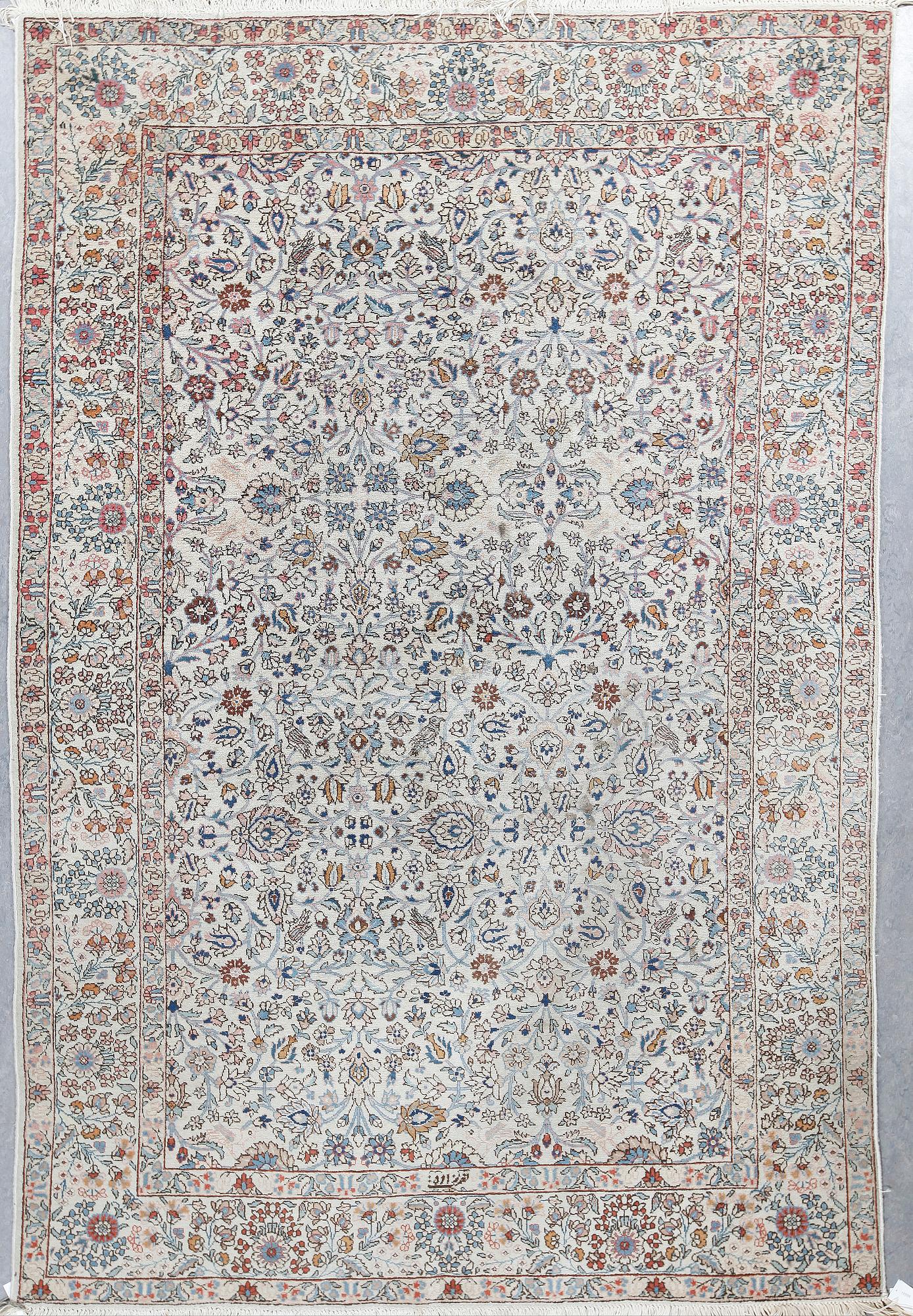 MATTA, semiantik/old, Täbris, ca 294x200 cm.