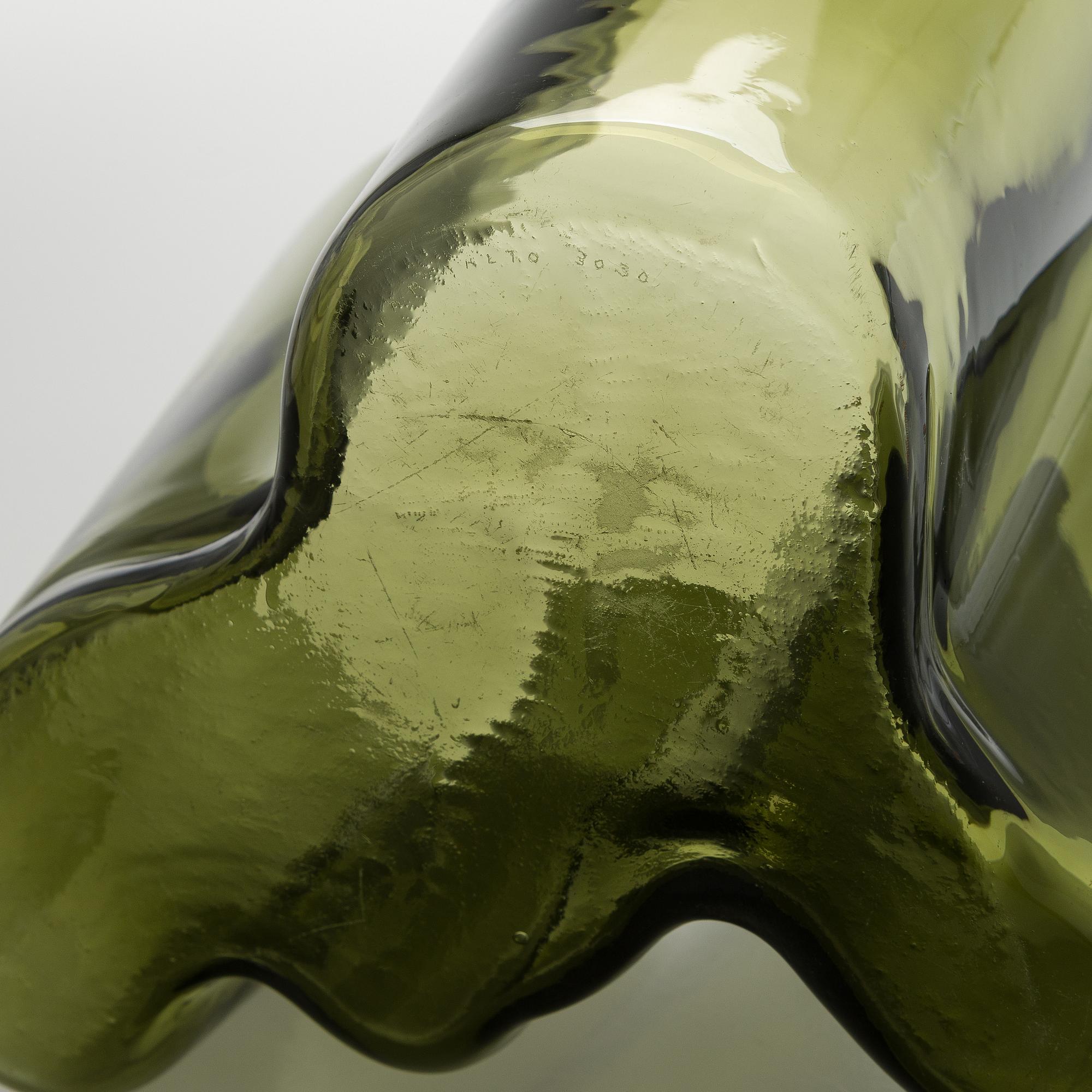 Alvar Aalto, a 1950s glass vase, model 3030, signed Alvar Aalto 3030.