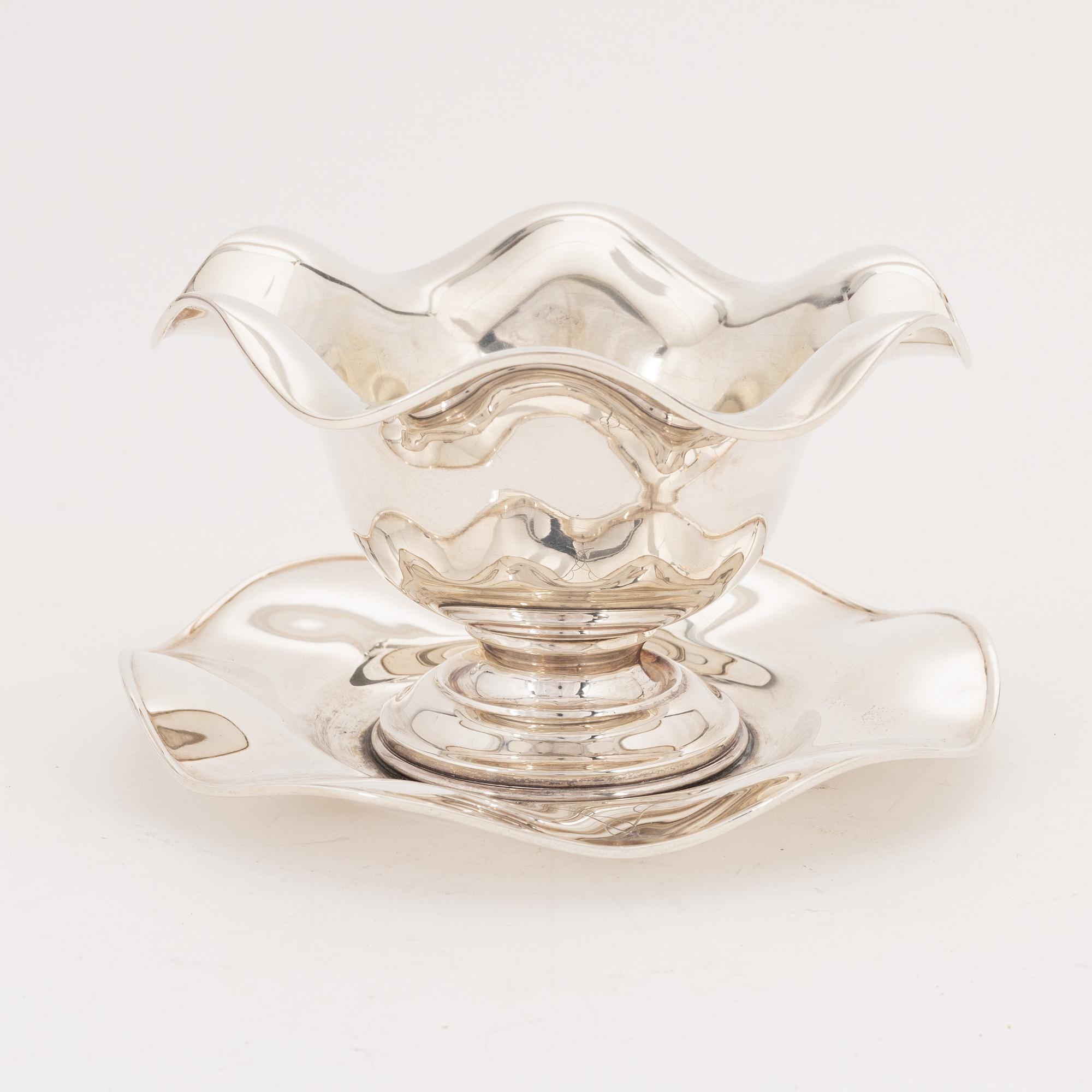 CG Hallberg, såsskål, silver, Stockholm 1935.