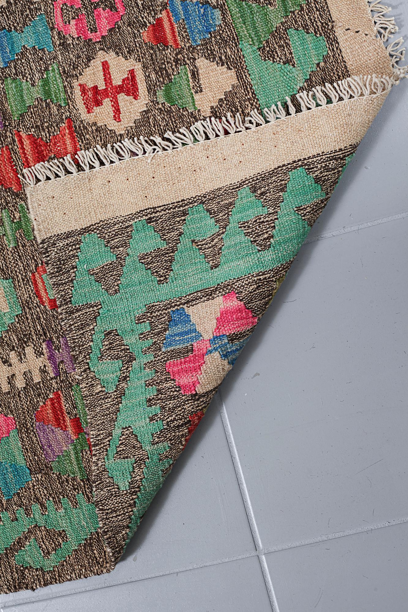 MATTA, kelim, 200 x 142 cm.