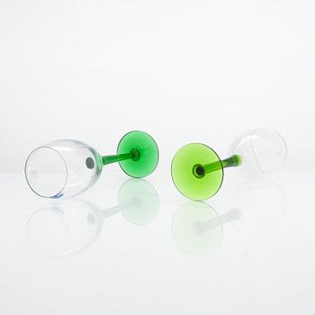 Saara Hopea, a 12-piece set of 'Traviata' wine glasses, Nuutajärvi.