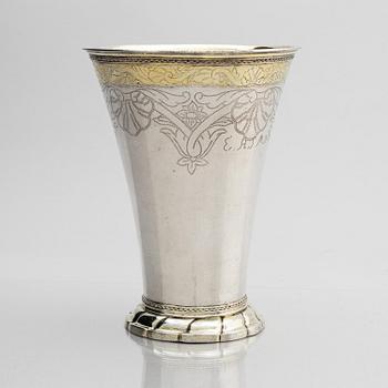 Petter Lund, bägare, delvis förgyllt silver, Stockholm 1755. Rokoko.