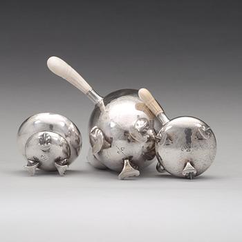 Georg Jensen, kaffeservis, tre delar "Magnolia/Blossom", Köpenhamn 1925-32, sterling. Design nr 2A & B (kaffekannan).