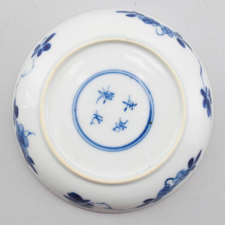 SNUSFAT, porslin, Kangxi 1662-1722.
