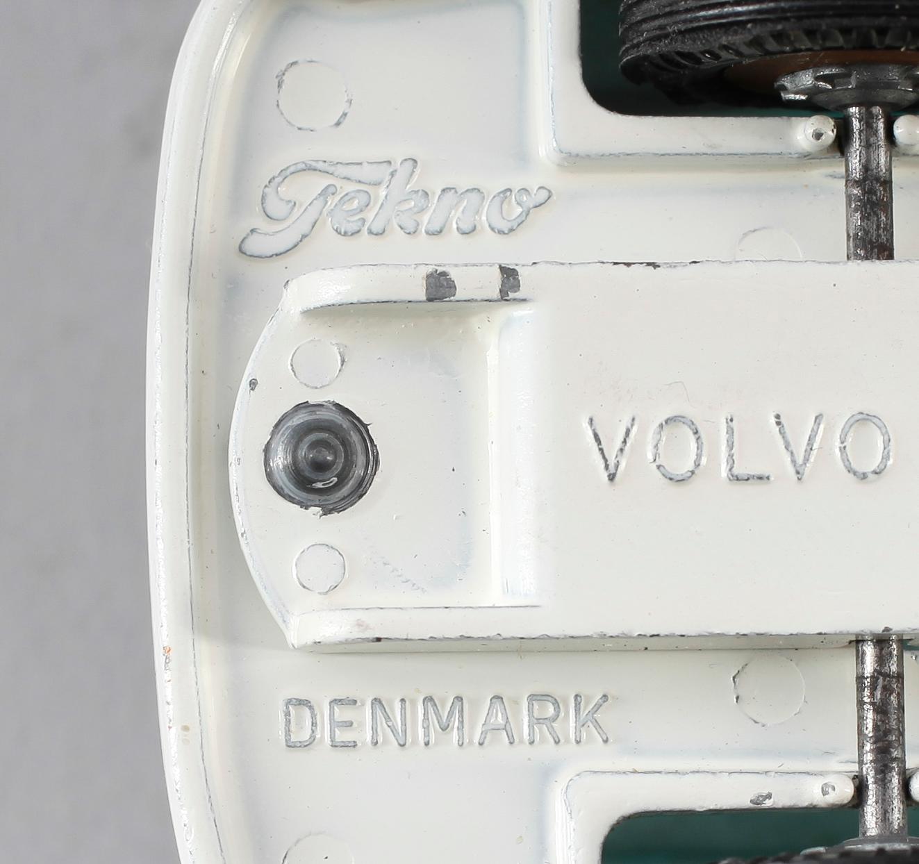 LEKSAKSBILAR, 8 st, Dinky Supertoys och Tekno, 1900-talets mitt.