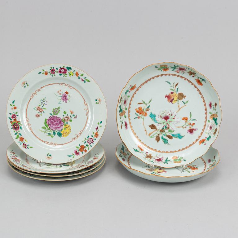 A set of six (4+2) famille rose dishes, Qing dynasty, Qianlong (1736-95).